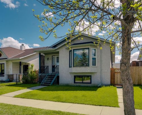260 Erin Woods Drive Se, Calgary, AB, T2B3B9 | Card Image