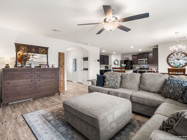 432 Salt Frk, House other with 3 bedrooms, 3 bathrooms and null parking in Cibolo TX | Image 7