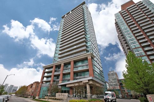 406-80 Western Battery Rd, Toronto, ON, M6K3S1 | Card Image