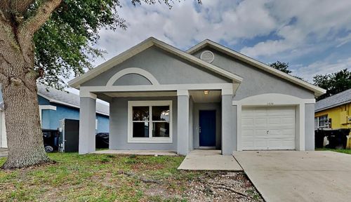 1226 Fremont Park Ave, ORLANDO, FL, 32808-7470 | Card Image