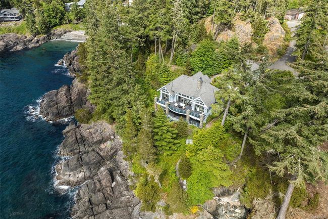 1050 Roxview Crt, House other with 4 bedrooms, 6 bathrooms and 3 parking in Sooke BC | Image 4