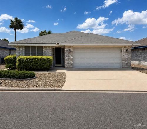 1111 Lake View Dr, Mission, TX, 78572-7771 | Card Image