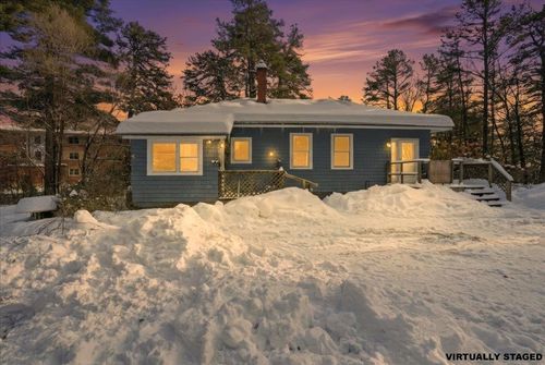 405 Upland St, Manchester, NH, 03102-2860 | Card Image