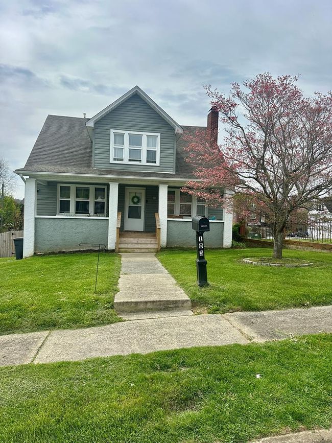 103 E Virginia St, House other with 4 bedrooms, 3 bathrooms and null parking in Galax VA | Image 60