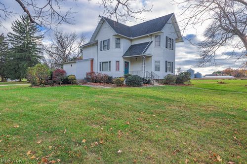 51883 Telegraph Rd, Amherst, OH, 44001-9405 | Card Image