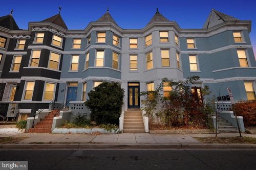 2-2032 N Capitol St Nw, WASHINGTON, DC, 20002-1328 | Card Image