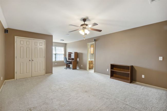 Upstairs rec/game room | Image 18