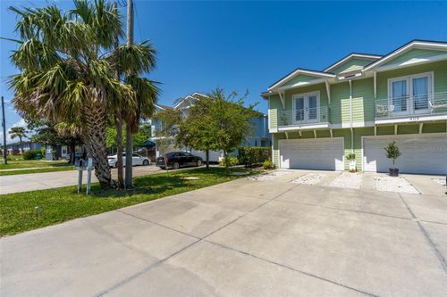 411 5th Ave S, JACKSONVILLE BEACH, FL, 32250-5453 | Card Image