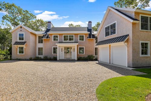 8 Bridge St, East Falmouth, MA, 02536-6912 | Card Image
