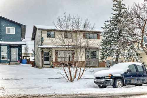 139 Bermuda Drive Nw, Calgary, AB, T3K1H6 | Card Image