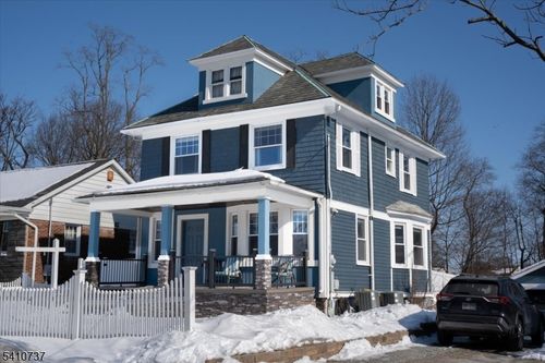 554 Barron Ave, Woodbridge, NJ, 07095-3001 | Card Image