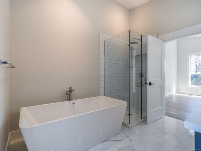 109 - 1217 Manzanita Pl, House other with 4 bedrooms, 4 bathrooms and 4 parking in Nanaimo BC | Image 8