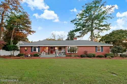200 Barnes St, Fremont, NC, 27830-0009 | Card Image