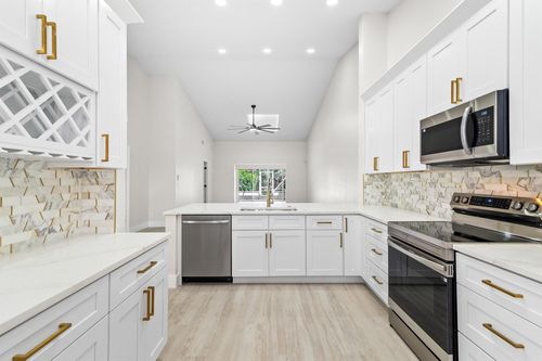 7542 Seafoam Ct, Boynton Beach, FL, 33437-5416 | Card Image