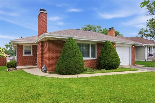 104 W Granville Ave, Roselle, IL, 60172-1106 | Card Image