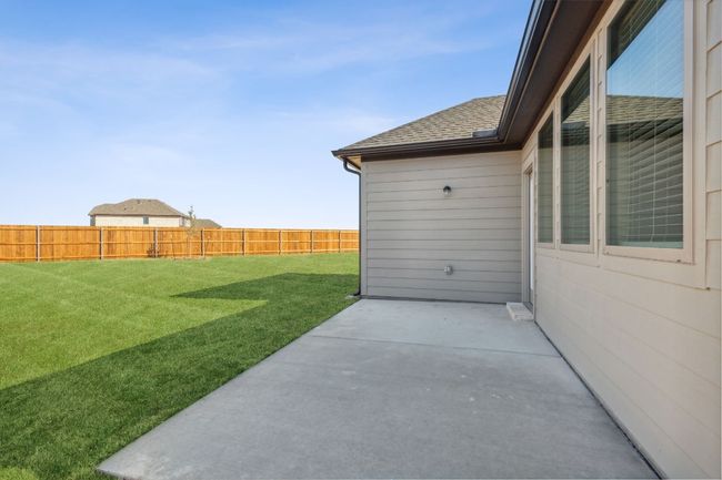 304 Bendecido Loop, House other with 4 bedrooms, 4 bathrooms and 2 parking in Elgin TX | Image 31