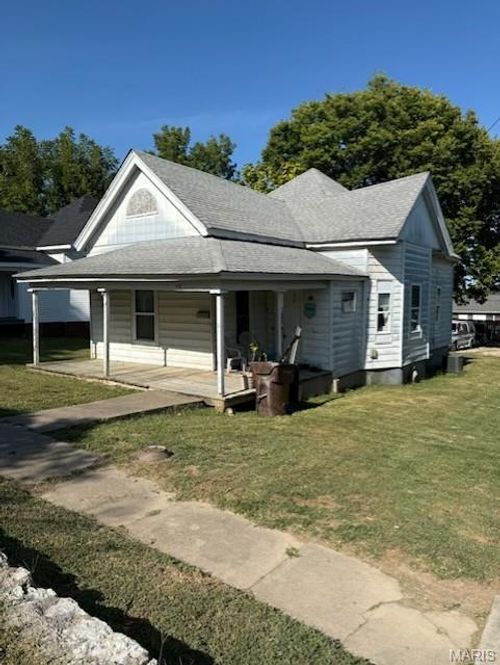 410 N 5th St, Elsberry, MO, 63343-1212 | Card Image