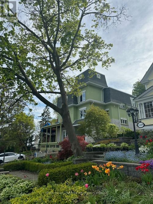 5427 River Road S, Niagara Falls (Downtown), ON, L3E3H1 | Card Image