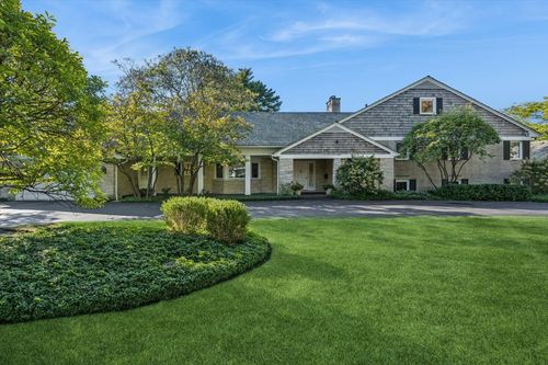 1350 Westmoor Trl, Winnetka, IL, 60093-1637 | Card Image