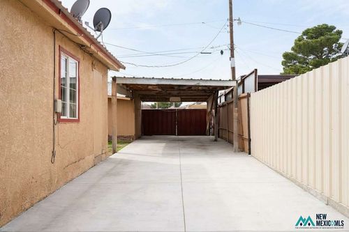 523 S 8th St, Hobbs, NM, 88240 | Card Image