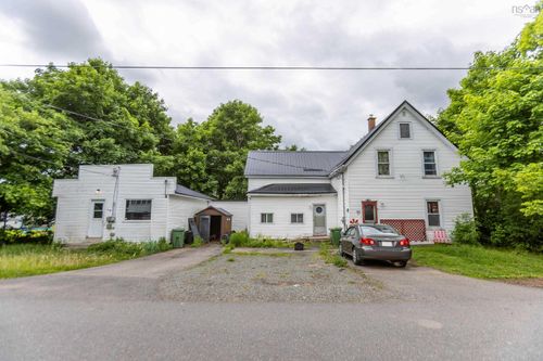 95 Church St, Springhill, NS, B0M1X0 | Card Image