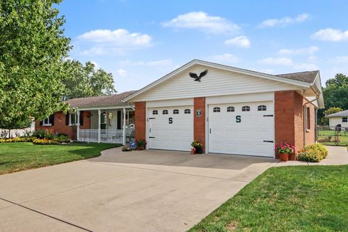 8911 Dolphin St, Portage, MI, 49024-6132 | Card Image