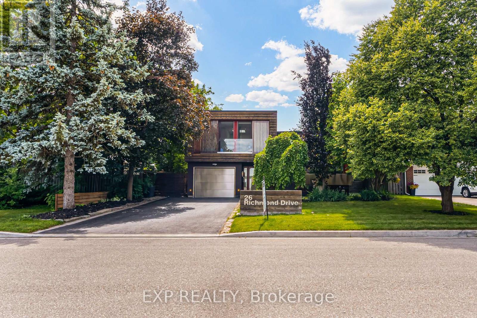 Residential in Brampton (Brampton East) 2