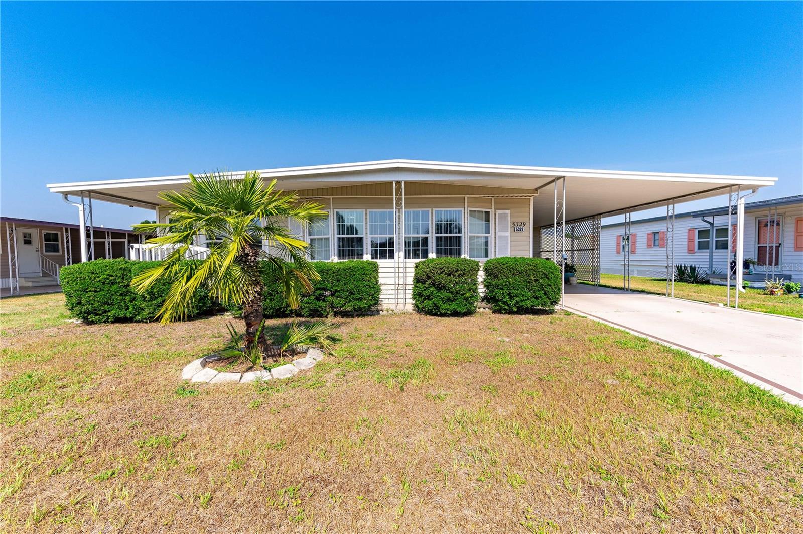 Comanche St, Zephyrhills, FL 33542