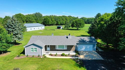 6805 Johnsburg Rd, Spring Grove, IL, 60081-8312 | Card Image