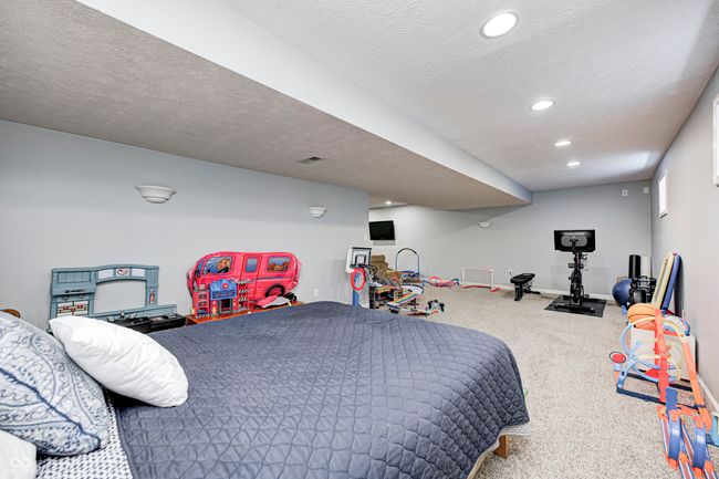 10717 Windermere Blvd, House other with 4 bedrooms, 3 bathrooms and null parking in Fishers IN | Image 40