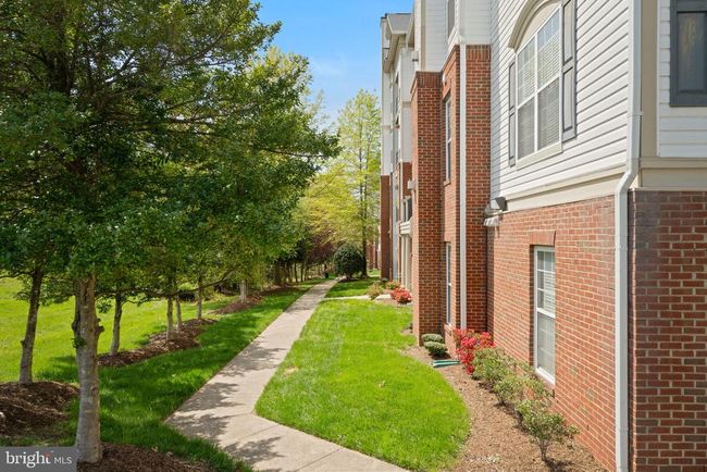 UNIT-304 - 11501 Cardoness Ln, Condo with 3 bedrooms, 2 bathrooms and null parking in FAIRFAX VA | Image 35