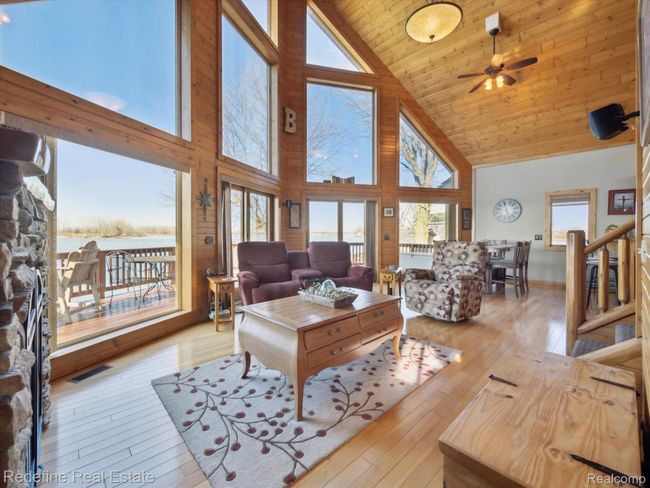 6730 Lakeshore Dr, House other with 3 bedrooms, 3 bathrooms and null parking in Newport MI | Image 8
