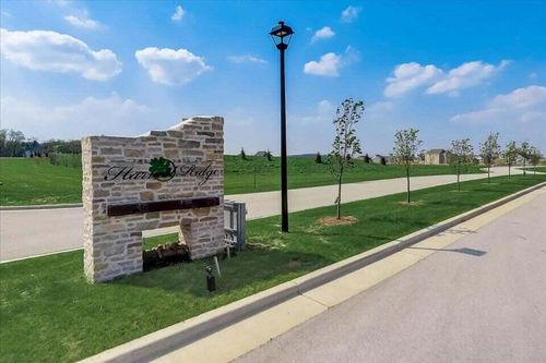 N58W27409 Orchard Hill Ct Lt 28 Court Court, Lisbon, WI, 53089 | Card Image