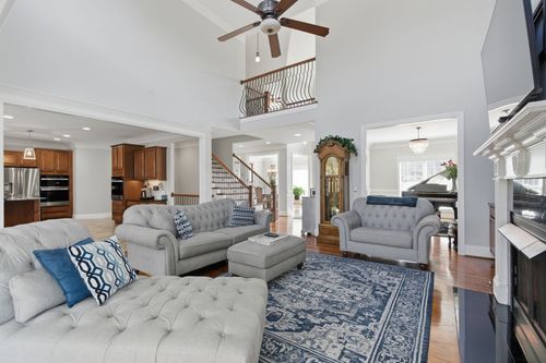 125 Aarons Cress Blvd, Hermitage, TN, 37076-2615 | Card Image