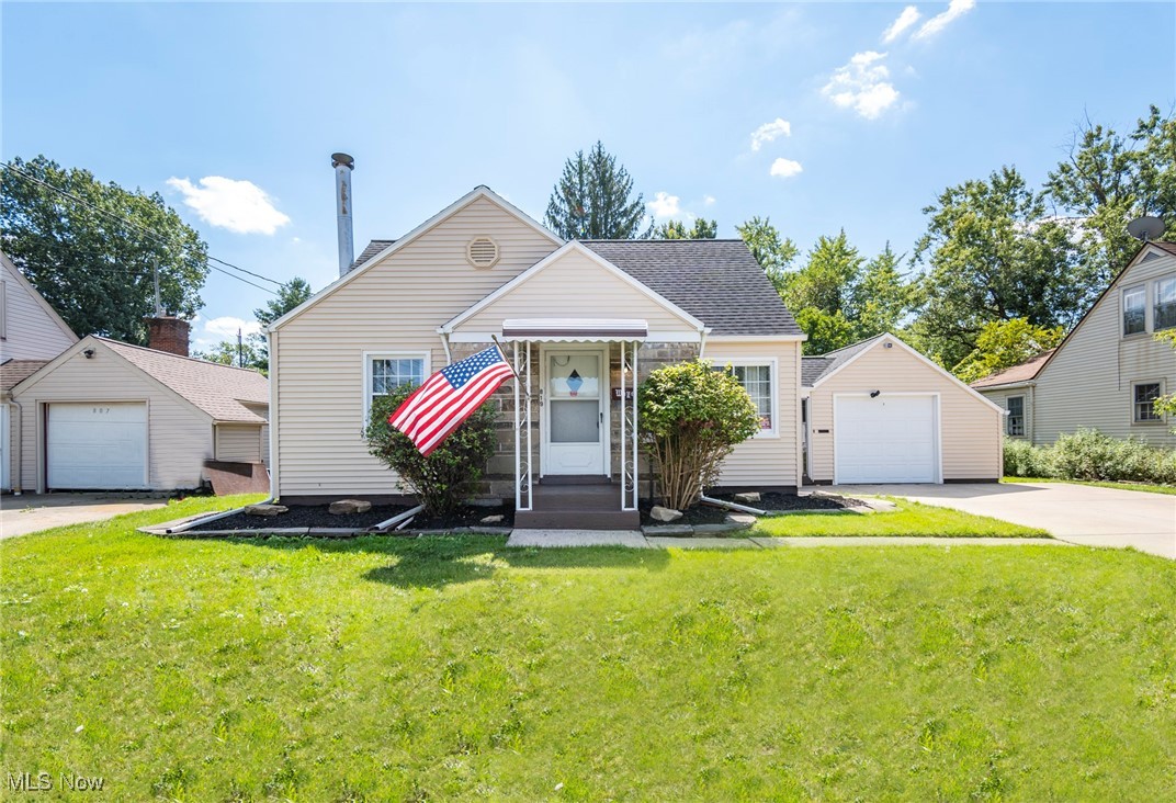 Rex Blvd, Warren, OH 44483