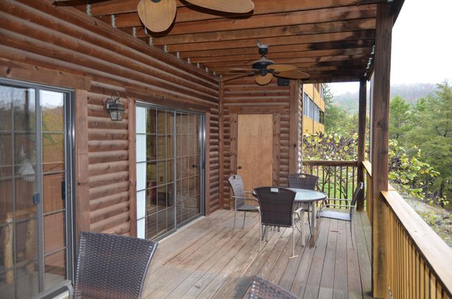 Huge Back Deck! | Image 21