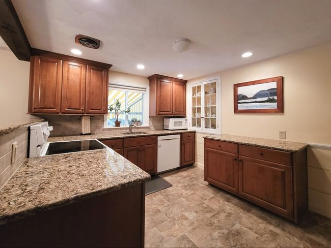 7 Rack Rd, House other with 3 bedrooms, 2 bathrooms and 6 parking in Chelmsford MA | Image 9