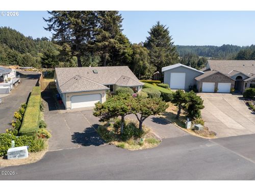 989 Nw Estate Dr, Seal Rock, OR, 97376-9421 | Card Image