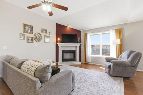 414 W Chestnut Rd, Nixa, MO, 65714-7835 | Card Image