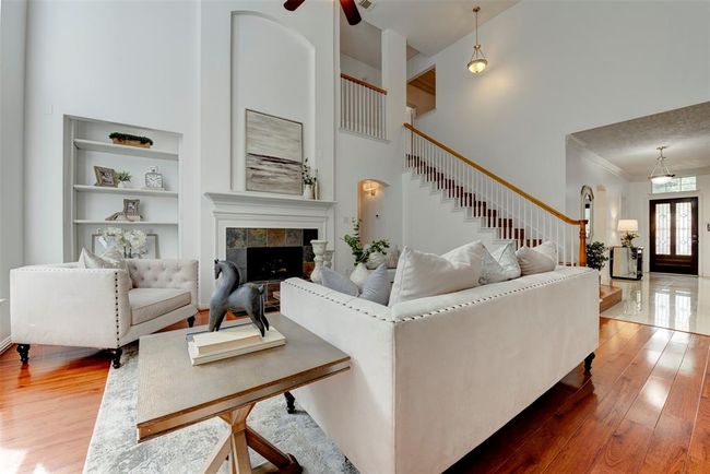 7810 Timber View Ct, House other with 4 bedrooms, 4 bathrooms and 2 parking in Houston TX | Image 16