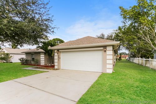 2431 Se Gilbert Ave, Port St Lucie, FL, 34952-6527 | Card Image