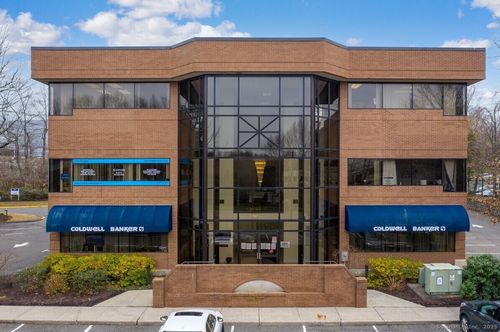 2 Corporate Dr, Trumbull, CT, 06611-1376 | Card Image
