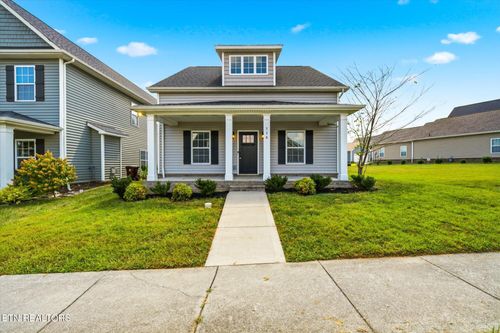 114 Hackberry St, Oak Ridge, TN, 37830-3031 | Card Image