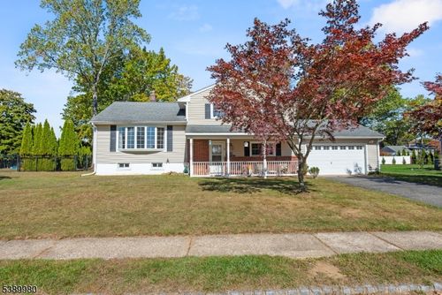 6 Henry St, Succasunna, NJ, 07876-1115 | Card Image