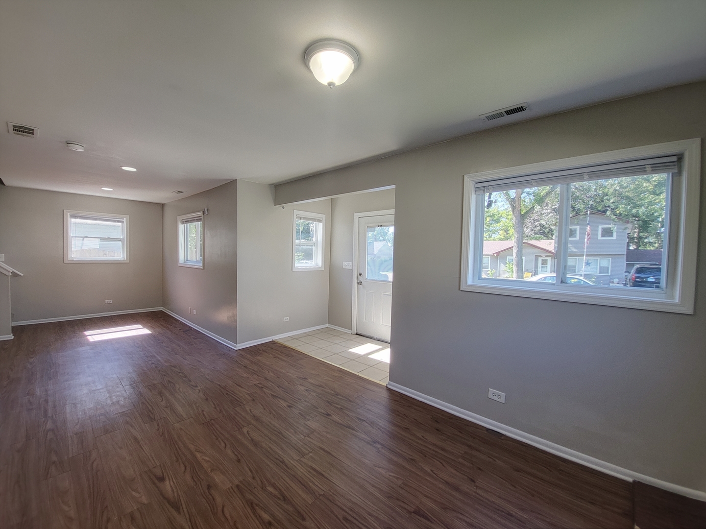 Residential in Round Lake Park 3
