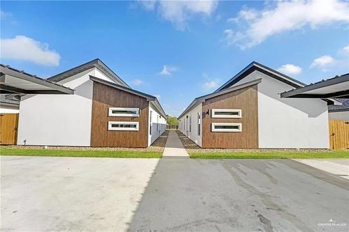 1-1302 W Platinum Drive, Pharr, TX, 78577 | Card Image