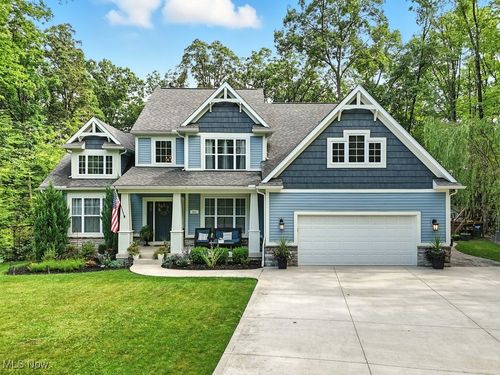 211 Woodridge Cir, Peninsula, OH, 44264 | Card Image