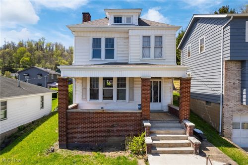 717 Elm St, Martins Ferry, OH, 43935-1207 | Card Image