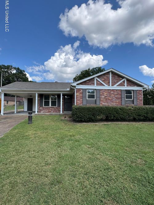 2283 Natchez Cv, Southaven, MS, 38671-4439 | Card Image