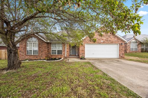 5588 E Country Rdg, Fayetteville, AR, 72701-7428 | Card Image